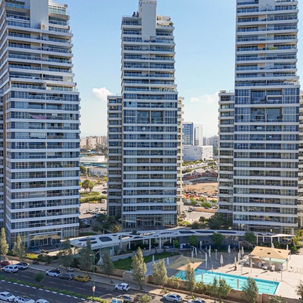 דירת 6 חדרים, 280 מ״ר